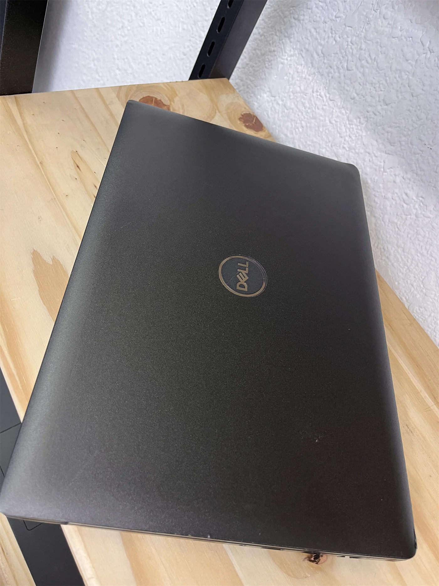 Dell Latitude 3420 — tapa