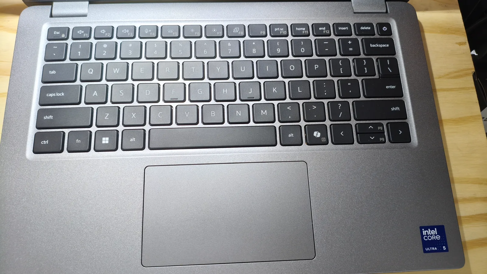 Dell Latitude 5450 — teclado