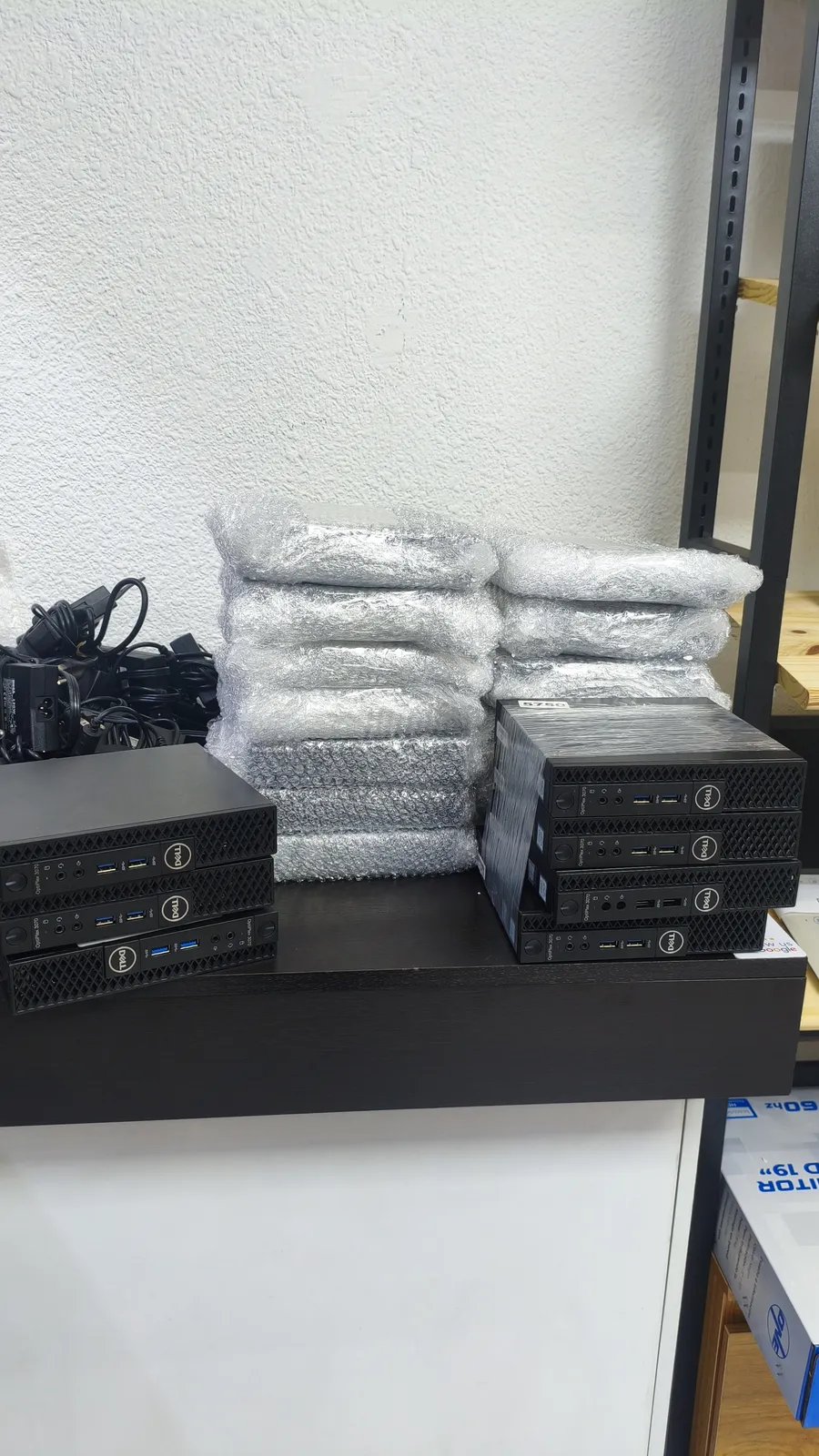 Lote de computadoras empresariales Dell seminuevas recién llegadas a Sysland Ecuador